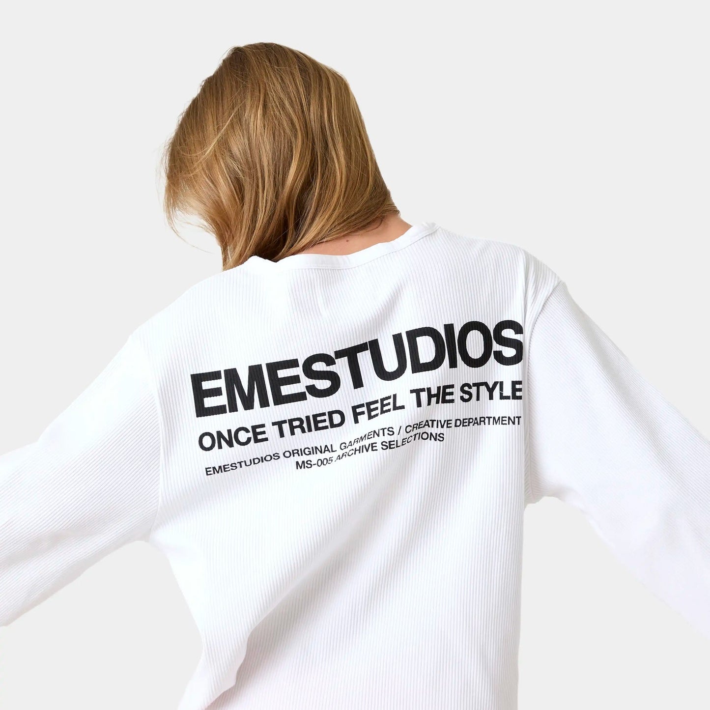 Eme studio Selection Henley Pearl Long Sleeve