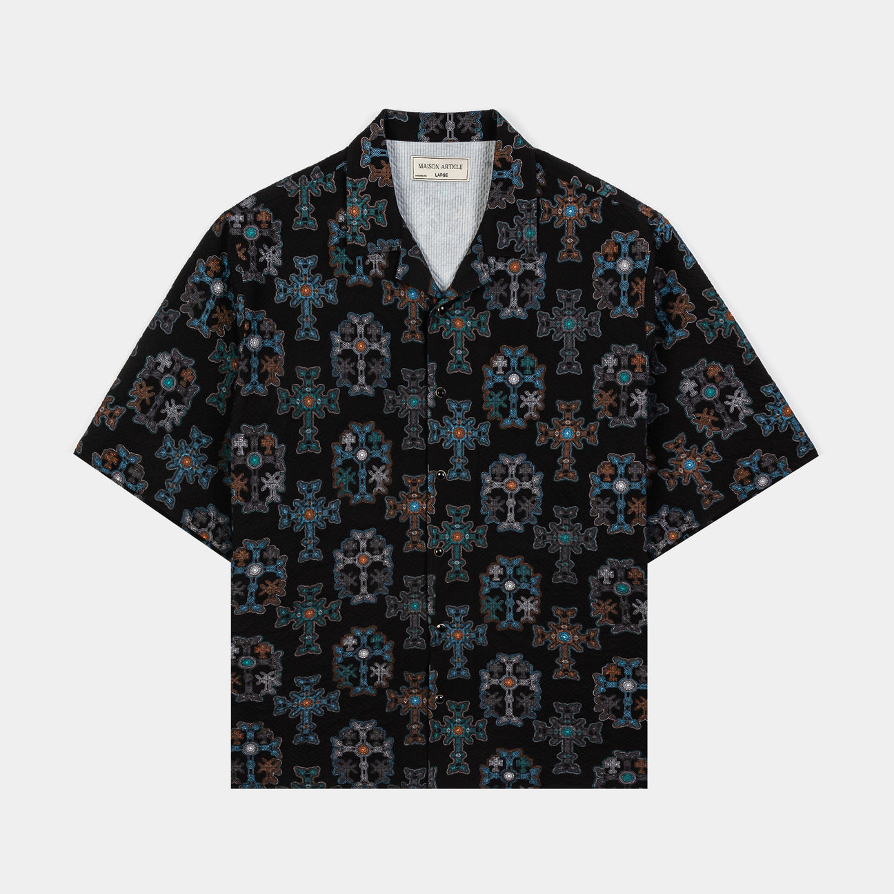THE CROSS SEERSUCKER BUTTON UP SHORT SLEEVE