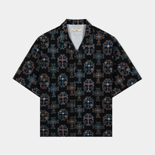 THE CROSS SEERSUCKER BUTTON UP SHORT SLEEVE