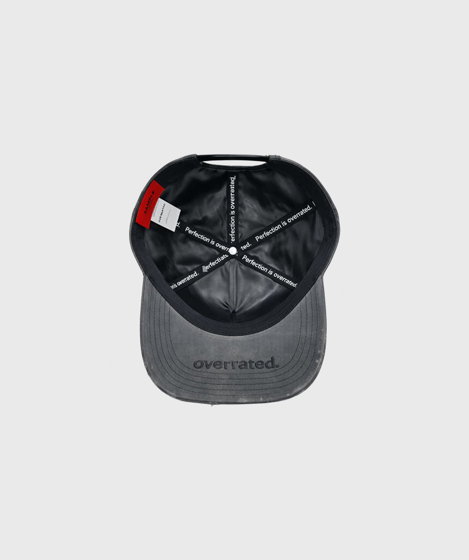 Overrated GORRA LOVE LA